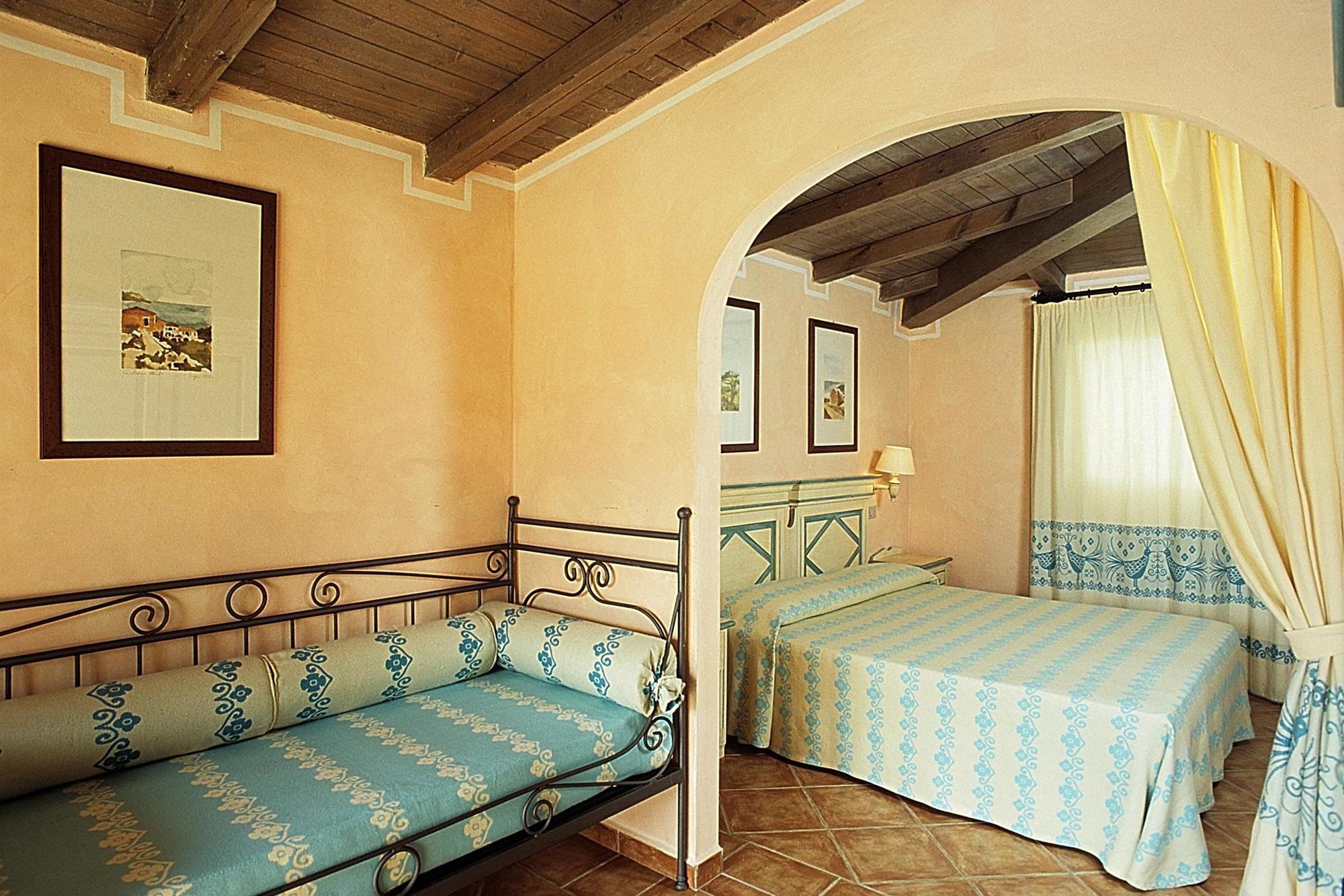 Colonna Resort Country & Sporting Club Porto Cervo Exterior photo
